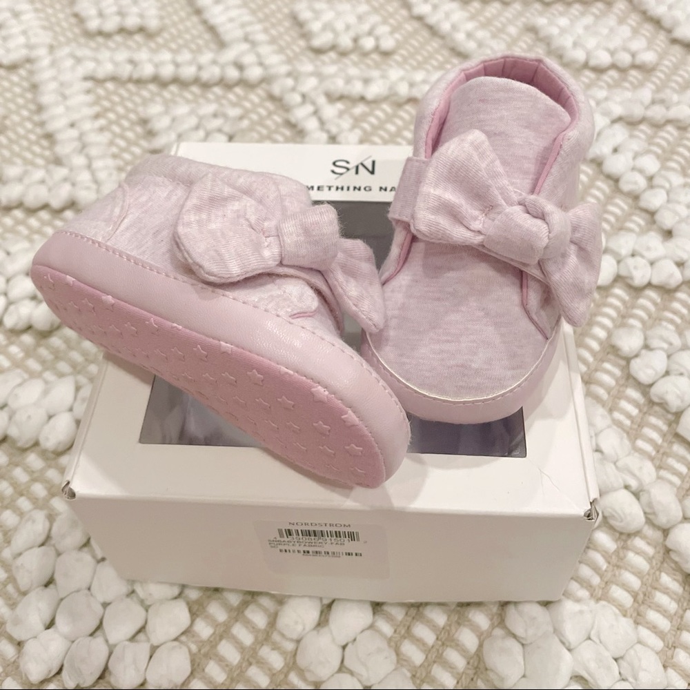 NIB Something Navy Crib Shoes with Bow ✨HP!✨